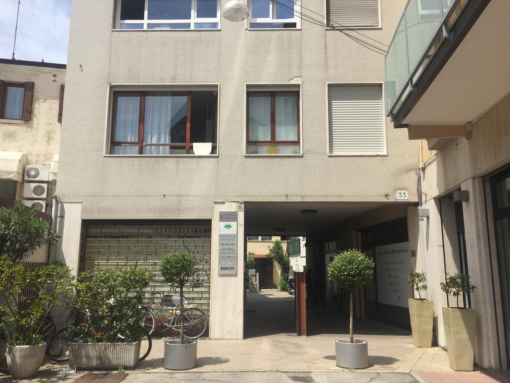 Bed and Breakfast Residenza Giacomuzzi Местре Екстер'єр фото